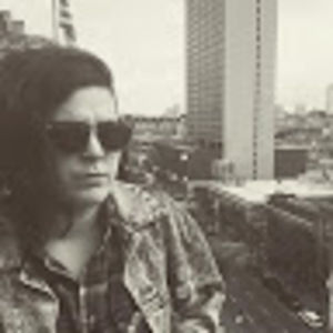 Meet your Posher, Caitlin